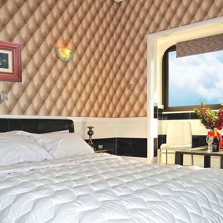 Hotel Vergi Вороклини Экстерьер фото